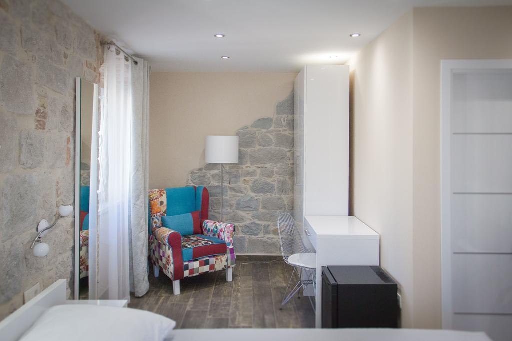 Elegant Residence Rooms & Apartments Split Exterior foto