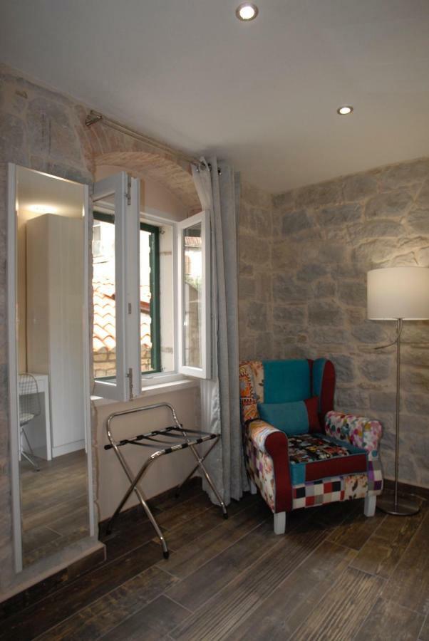 Elegant Residence Rooms & Apartments Split Exterior foto
